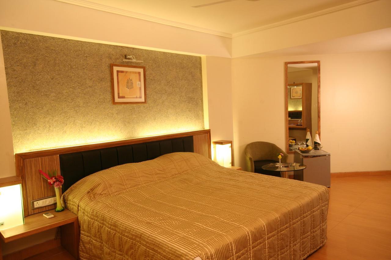 Hotel Miramar Даман Экстерьер фото